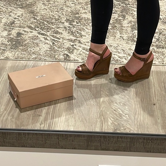 Miu Miu platform leather wedge sandals 39.5 - Picture 5 of 9